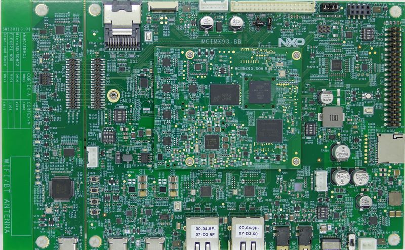 File:NXP MCIMX93-EVK board.jpg