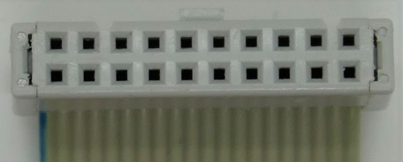 File:20Pin Connector.jpg